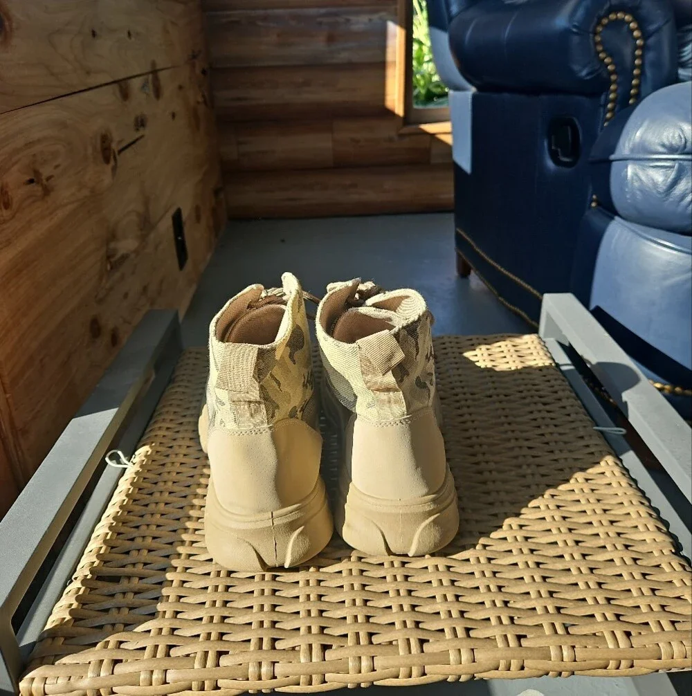 Men's Tactical Desert Boots - Tan Camo